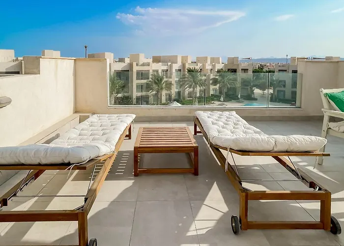 Chilled & Serene 1Bdr Mangroovy Pool & Sea View